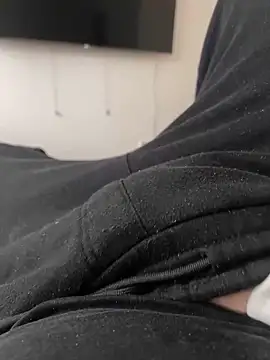 Krasavzi online show from 12, 2, 2025