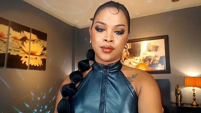 MarryQueen22 online show from 25, 5, 2026
