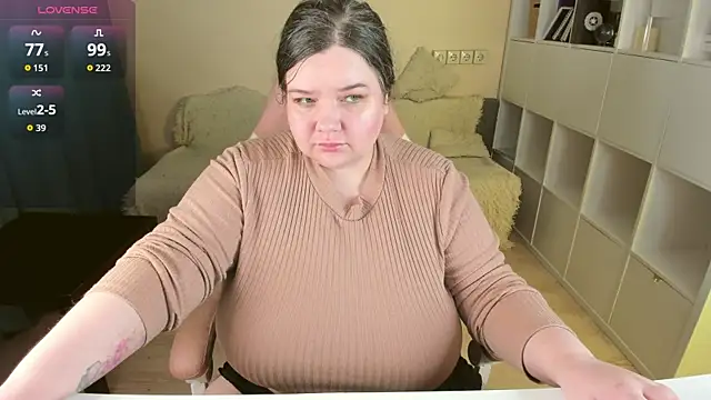 PlumPie online show from 9, 9, 2025