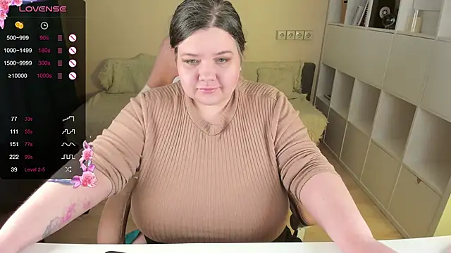 PlumPie online show from 31, 10, 2025