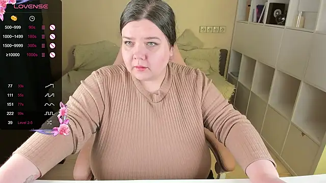 PlumPie online show from 8, 11, 2025