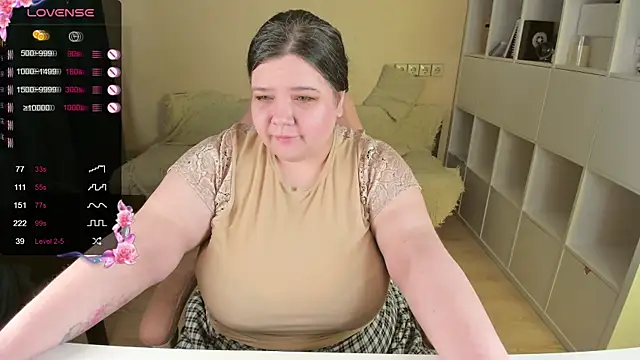 PlumPie online show from 15, 10, 2025