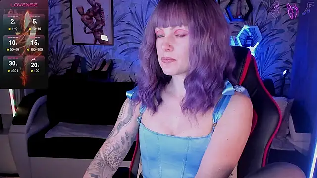 Devi Evi online show from 16, 12, 2025