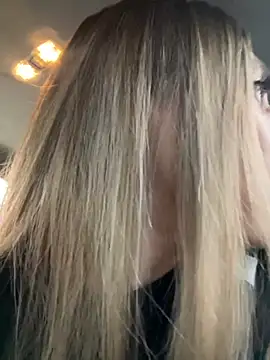 Eva Ryen online show from 12, 9, 2025