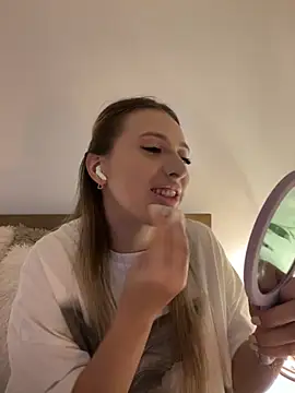 Eva Ryen online show from 9, 11, 2025