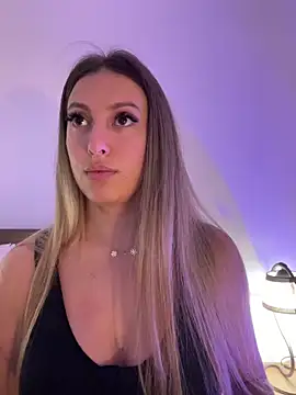 Eva Ryen online show from 5, 11, 2025