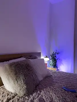 Eva Ryen online show from 1, 11, 2025