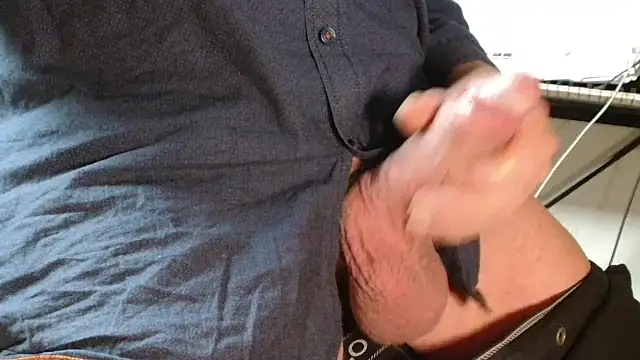 Snapshot of blow2gold chatting on 9, 11, 2025 blow2gold online show from 9, 11, 2025