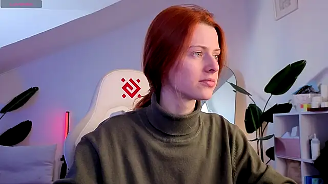 Snapshot of doll_lesli chatting on 24, 11, 2025 doll lesli online show from 24, 11, 2025