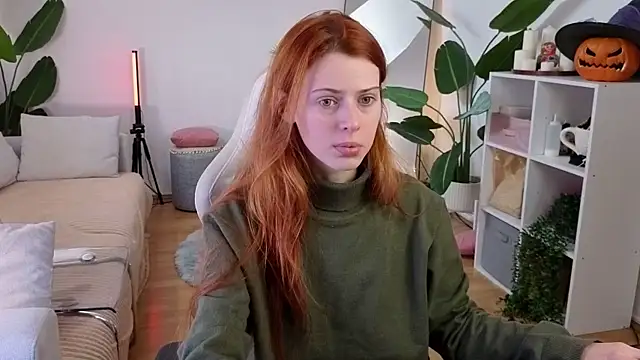 Snapshot of doll_lesli chatting on 19, 10, 2025 doll lesli online show from 19, 10, 2025