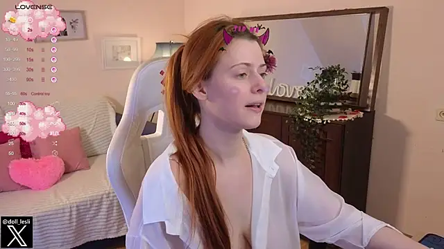 Snapshot of doll_lesli chatting on 22, 3, 2025 doll lesli online show from 22, 3, 2025