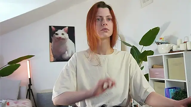 doll lesli online show from 3, 4, 2026