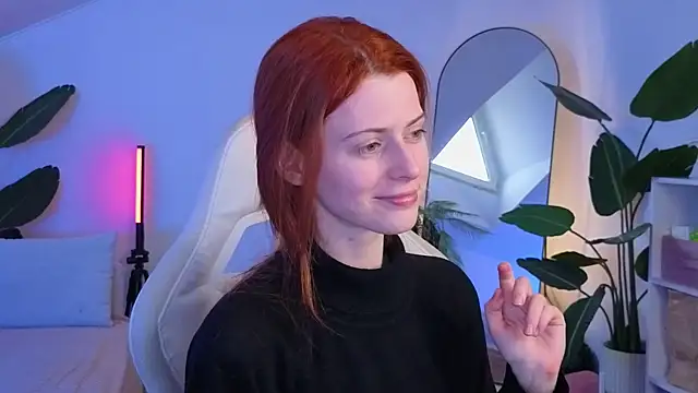 Snapshot of doll_lesli chatting on 11, 11, 2025 doll lesli online show from 11, 11, 2025