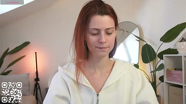 doll lesli online show from 11, 2, 2026