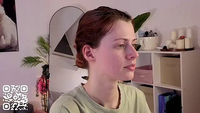 doll lesli online show from 18, 4, 2026