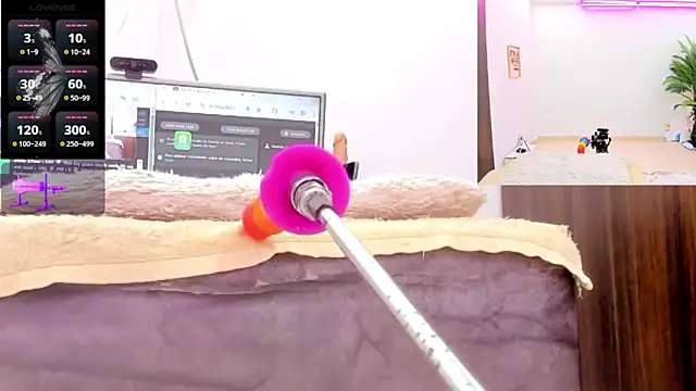 Paulina Davis  online show from 10, 4, 2026