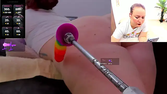 Paulina Davis  online show from 11, 2, 2026