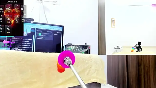 Snapshot of Paulina_Davis_ chatting on 15, 12, 2025 Paulina Davis online show from 15, 12, 2025