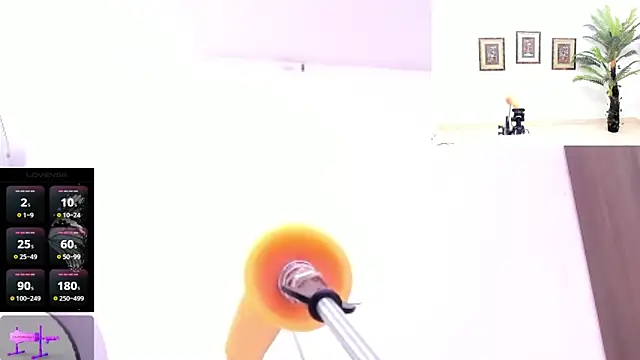 Paulina Davis  online show from 22, 3, 2025