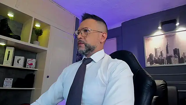 MrFrank tattoo online show from 19, 11, 2025