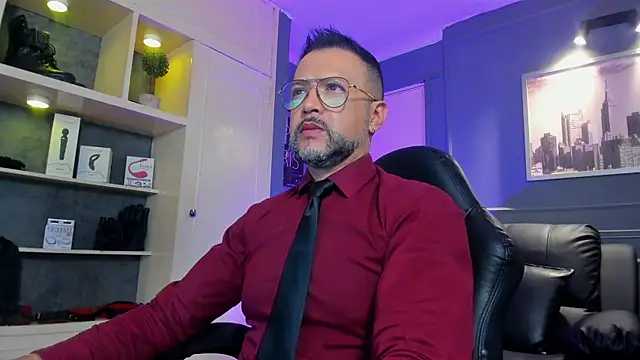 MrFrank tattoo online show from 17, 12, 2025