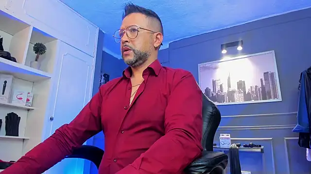 MrFrank tattoo online show from 18, 3, 2025