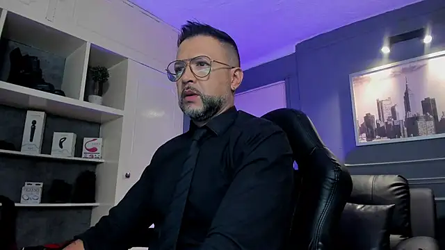 MrFrank tattoo online show from 26, 9, 2025