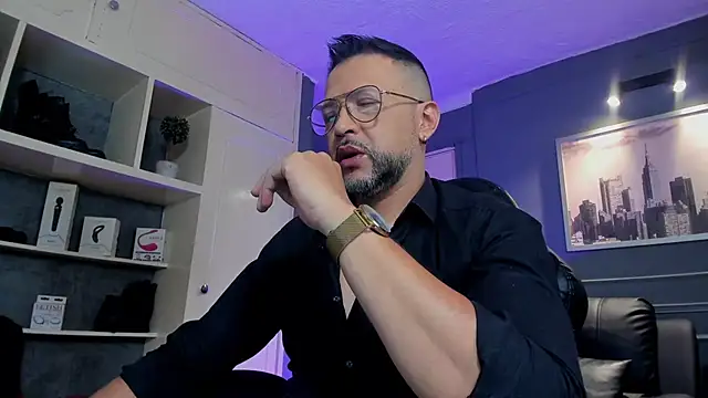 MrFrank tattoo online show from 5, 11, 2025