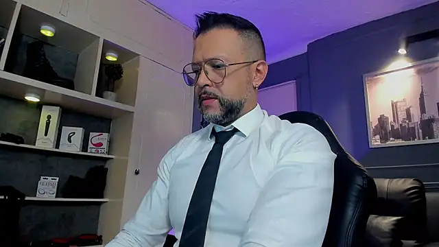 MrFrank tattoo online show from 22, 11, 2025