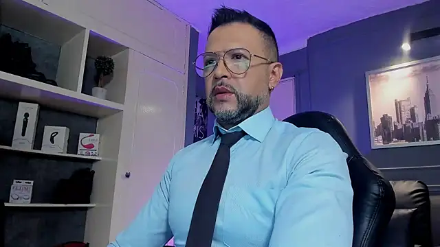 MrFrank tattoo online show from 17, 10, 2025