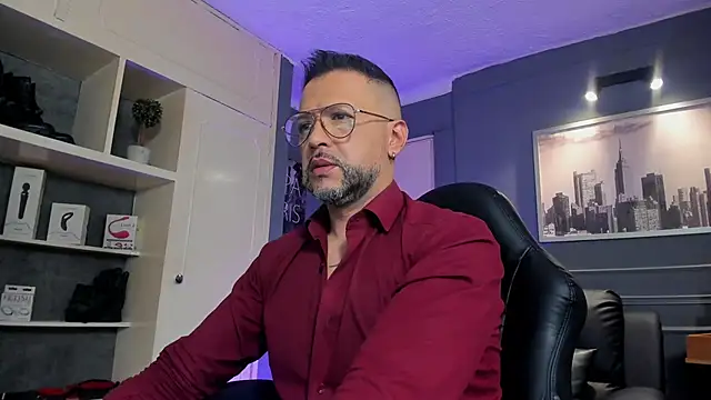 MrFrank tattoo online show from 3, 11, 2025