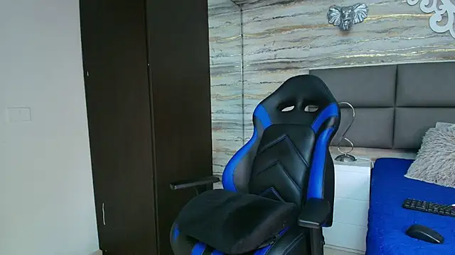 oliver  brown online show from 25, 1, 2025