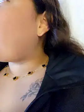 LizzRouse online show from 25, 10, 2025