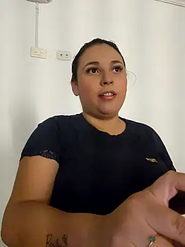 LizzRouse online show from 28, 4, 2026
