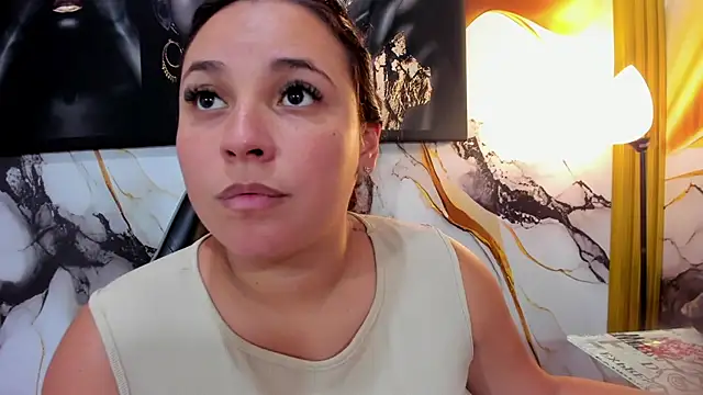 Snapshot of LizzRouse chatting on 20, 6, 2026 LizzRouse online show from 20, 6, 2026