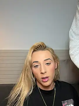 Strongqueen online show from 23, 5, 2026
