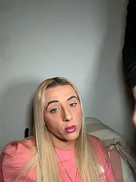 Strongqueen online show from 9, 4, 2026