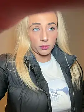 Strongqueen online show from 14, 12, 2025