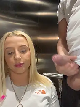 Strongqueen online show from 11, 1, 2025