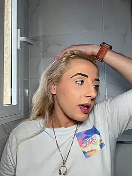 Strongqueen online show from 5, 5, 2026