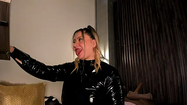 Snapshot of _rebecca1 chatting on 20, 3, 2025 rebecca1 online show from 20, 3, 2025