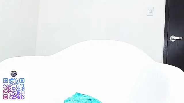 Upskirt Squirt96 online show from 19, 9, 2025