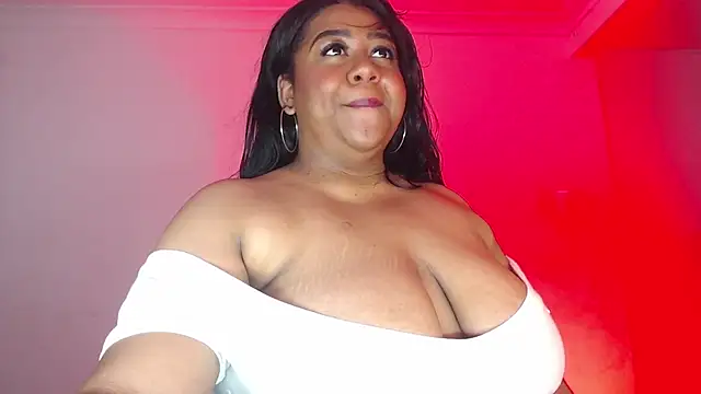 BiancaFollerach online show from 26, 11, 2025