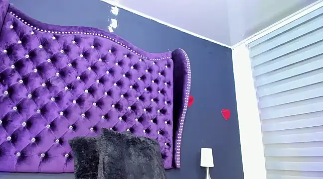 perla7777 online show from 4, 3, 2025