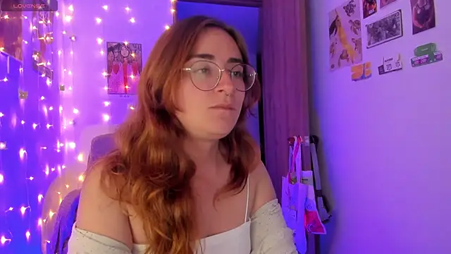 Snapshot of linda_giggle chatting on 29, 9, 2025 linda giggle online show from 29, 9, 2025