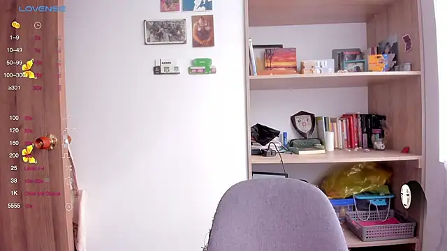 Snapshot of linda_giggle chatting on 19, 2, 2025 linda giggle online show from 19, 2, 2025