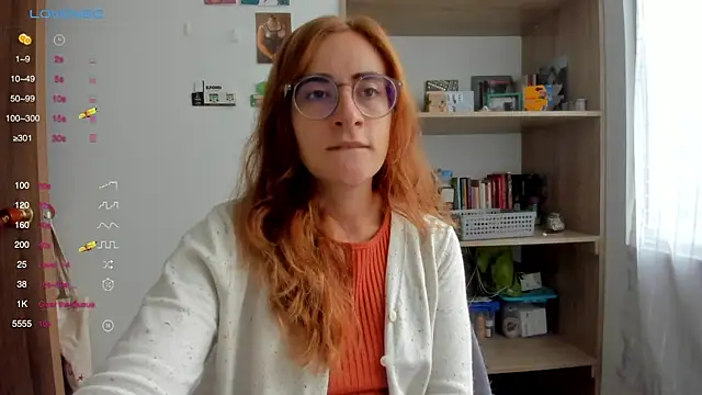 Snapshot of linda_giggle chatting on 13, 2, 2025 linda giggle online show from 13, 2, 2025