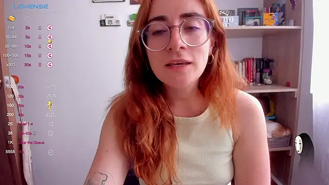 Snapshot of linda_giggle chatting on 21, 2, 2025 linda giggle online show from 21, 2, 2025