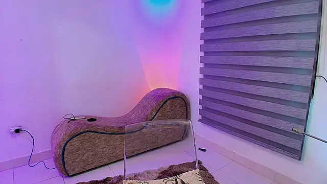 Snapshot of Rashell-Zepol chatting on 16, 3, 2025 Rashell-Zepol online show from 16, 3, 2025