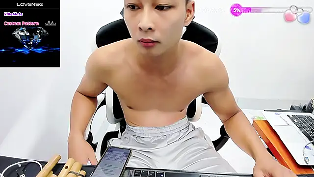 Naughty--asian online show from 14, 9, 2025